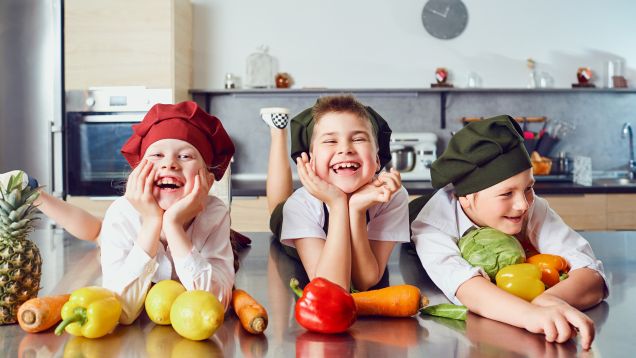 Grundschüler freuen sich über fünf Gemüse- oder Obstsorten am Tag