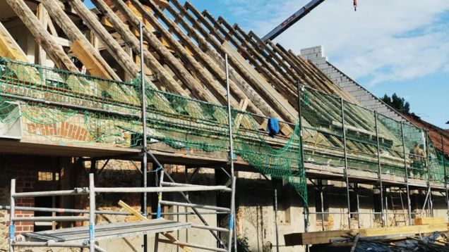 Zimmererarbeiten am Schweizerhaus des Rittergut Kemmen
