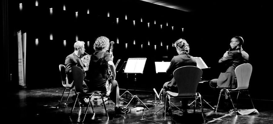 Lottomittel für Musikalische Lesung zu 75 Jahren Grundgesetz Bläserquintett beim Musizieren